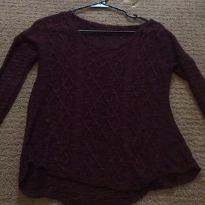 Maroon knitted sweater